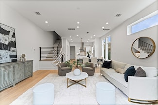 819 Dorothy St Unit A, Houston, TX 77007