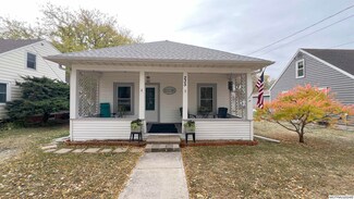 235 21st St SE, Mason City, IA 50401
