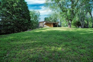 660 Mountain Top Rd, Marble, NC 28905
