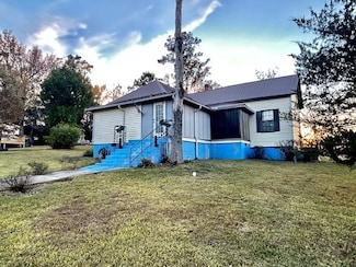 1206 S Main St, Chattahoochee, FL 32324