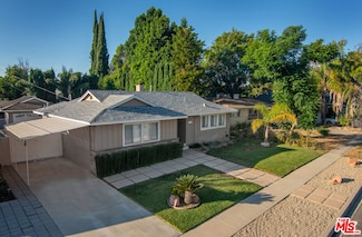 19210 Sylvan St, Tarzana, CA 91335