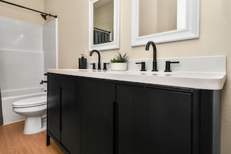 1220 E Pacific St Unit 9a, Springfield, MO 65803