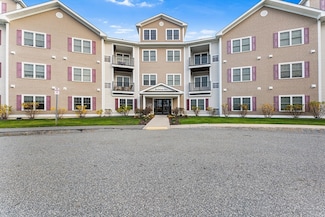 360 Andover St Unit 1310, Danvers, MA 01923
