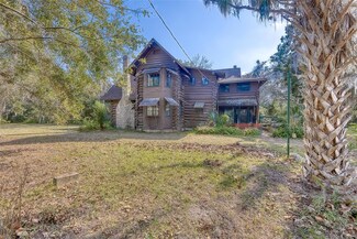 735 S Glencoe Rd, New Smyrna Beach, FL 32168