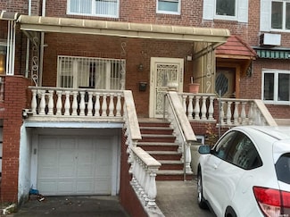 105-34 65th Rd, Flushing, NY 11375