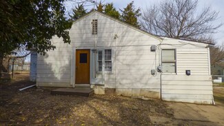3126 S Yale St, Wichita, KS 67210