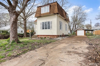 107 N 36th St, Belleville, IL 62226