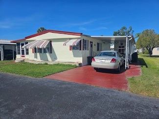 751 10th St E Unit 504, Palmetto, FL 34221