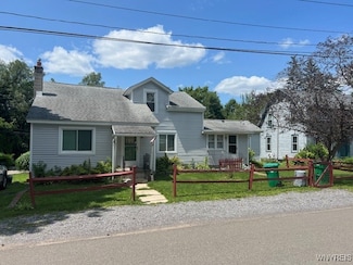 77 Mill St, Springville, NY 14141