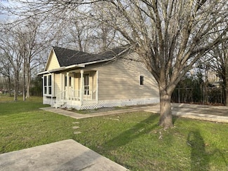 5919 Woodview Dr, Humble, TX 77396