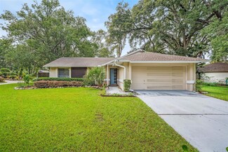 7806 Compass Dr, Orlando, FL 32810