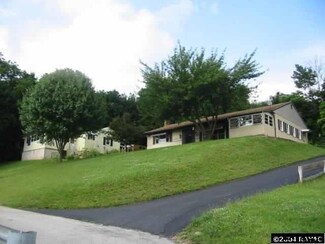 1435 S Duke St, York, PA 17403