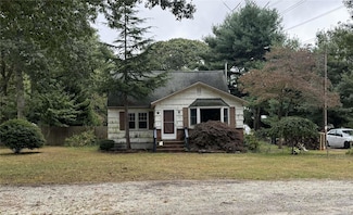 77 Lincoln Rd, Medford, NY 11763