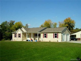 8825 Telegraph Rd, Gasport, NY 14067