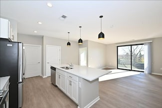 500 E Main St Unit 301, Waterford, WI 53185