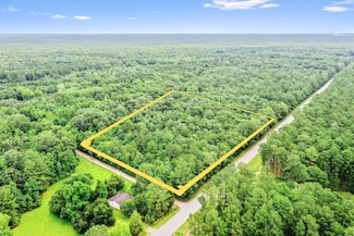 420 Buster's Paradise, Cordesville, SC 29434