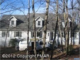1003 Young Oak Ct, Tannersville, PA 18372
