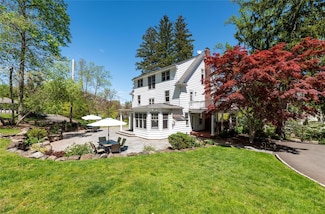 524 N Midland Ave, Nyack, NY 10960