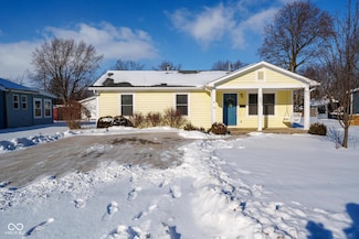 407 E 9th St, Sheridan, IN 46069
