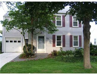 29 Homeland St, Johnston, RI 02919