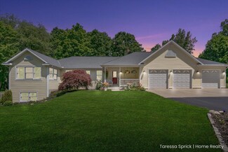 2580 104th Ave Unit 2, Zeeland, MI 49464