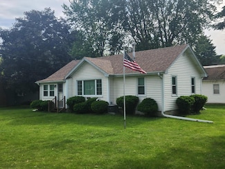 N1247 Highland Dr, Genoa City, WI 53128