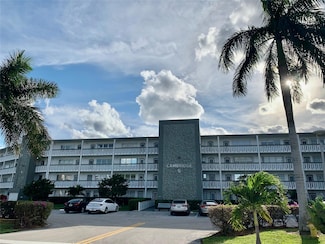 2150 Cambridge G Unit 2150, Deerfield Beach, FL 33442