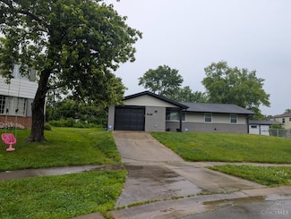 11877 Algiers Dr, Cincinnati, OH 45246