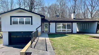 205 Crestview Dr, Owensville, IN 47665