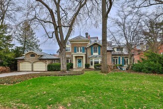 18 Elmhurst Place, Cincinnati, OH 45208