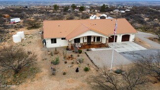 1330 W Jennella Dr, Benson, AZ 85602