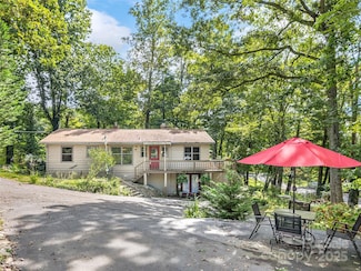 110 Oak Terrace, Arden, NC 28704