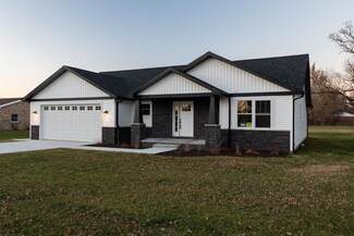 816 W Division St, de Motte, IN 46310
