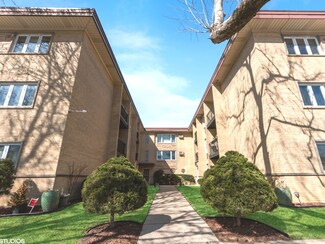3552 N Oleander Ave Unit 205, Chicago, IL 60634