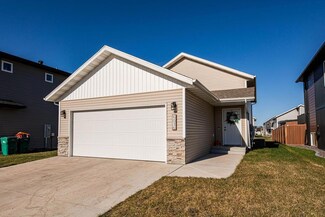 6036 Kodiak Ln, Horace, ND 58047