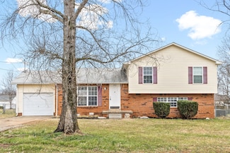 1011 Cooper Dr, Oak Grove, KY 42262