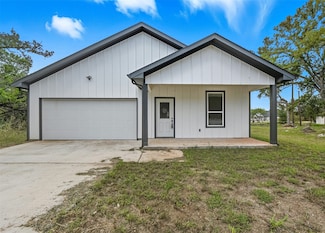 4302 Mountain Hollow Dr, Granbury, TX 76048
