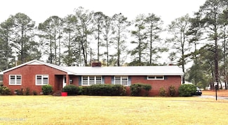 1810 Church St, Scotland Neck, NC 27874