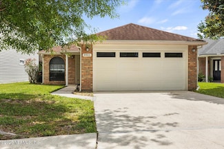 2931 Lantana Lakes Dr W, Jacksonville, FL 32246