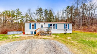 24 Mad Bulldog Rd, Sabattus, ME 04280