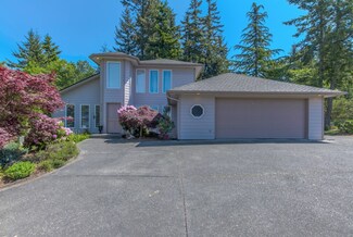 744 E Pacificview Dr, Bellingham, WA 98229