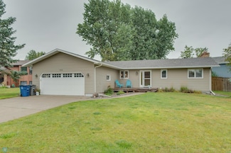 3119 Chelsea Ave S, Moorhead, MN 56560