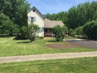 67 Pullman St, Brocton, NY 14716