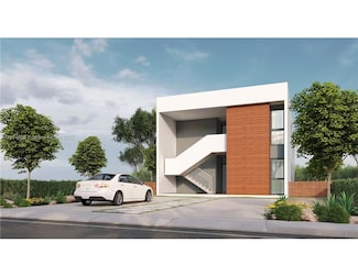 132 W 11th St, Hialeah, FL 33010