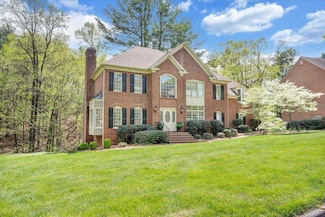 6020 Cavalier Dr, Roanoke, VA 24018
