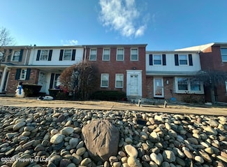 121 Haverford Dr, Wilkes Barre, PA 18702