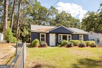 2312 Spurgeon St, Waycross, GA 31501
