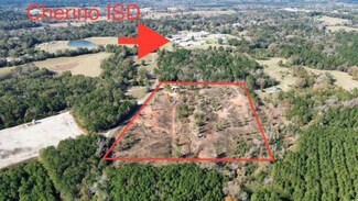 270 Honeysuckle Ln, Chireno, TX 75937