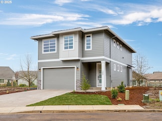 385 Sunday Dr, Creswell, OR 97426