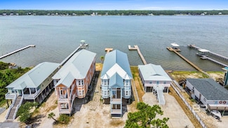 1242 W Lagoon Ave, Gulf Shores, AL 36542
